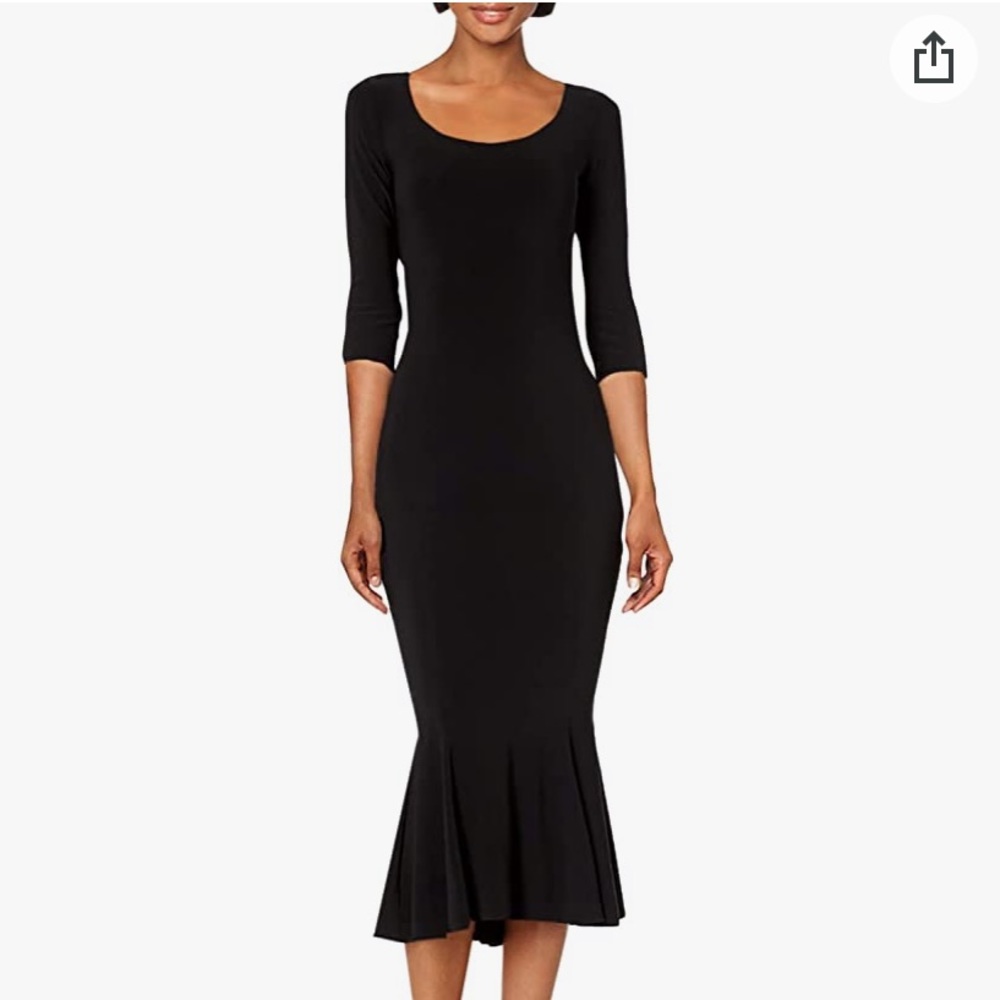 Norma Kamali gown. Form fitting yet comfortable